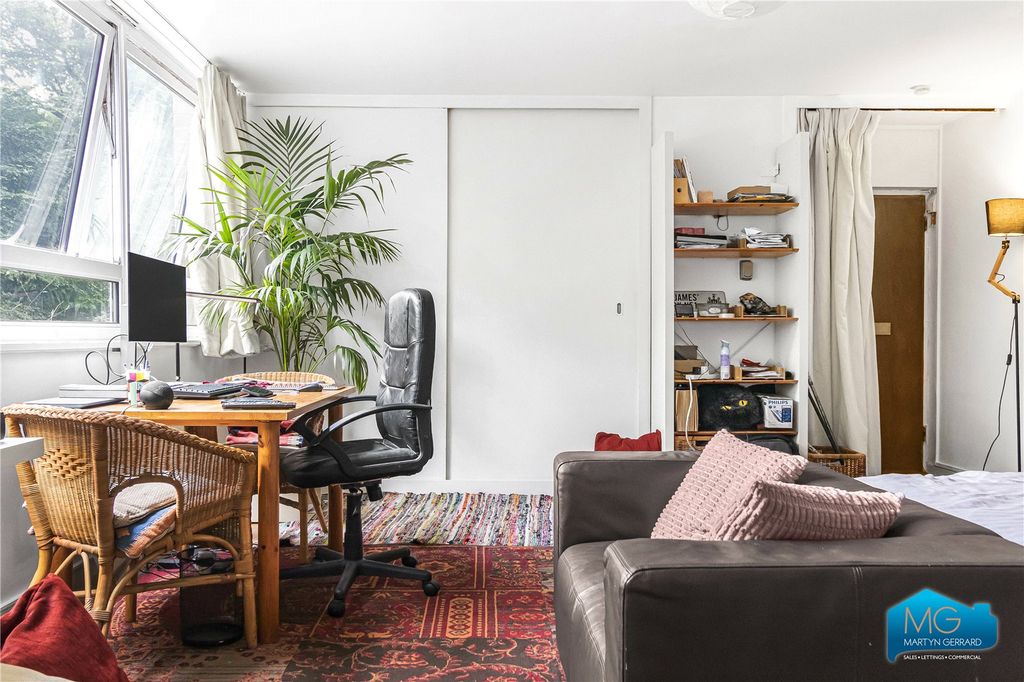 Property photo 3 of 10 Picture No. 21