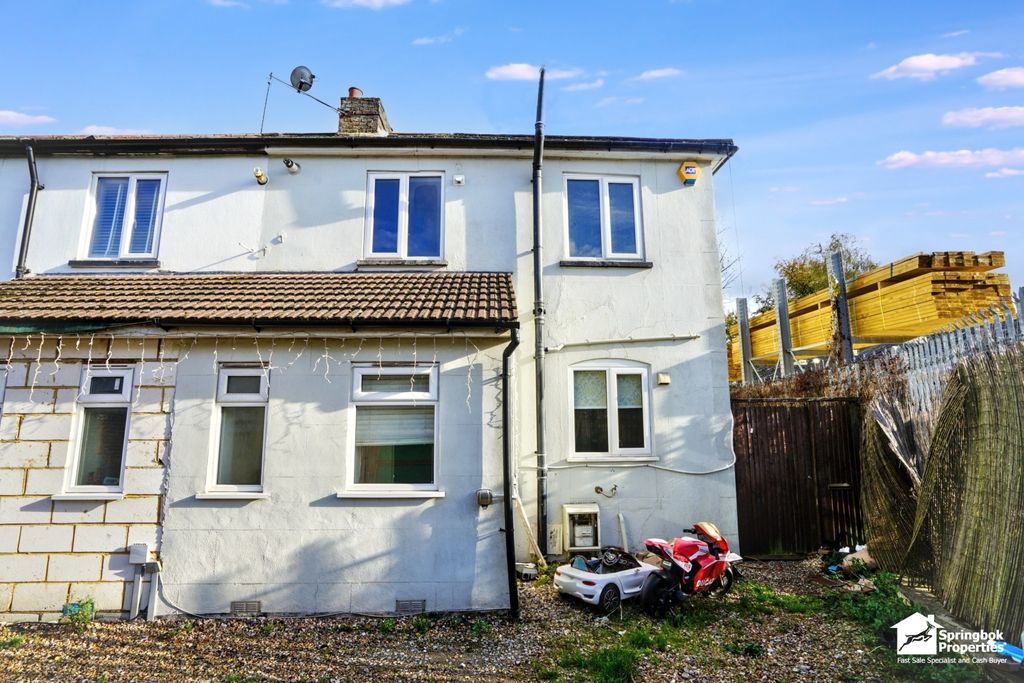 Property photo 1 of 22 Front View