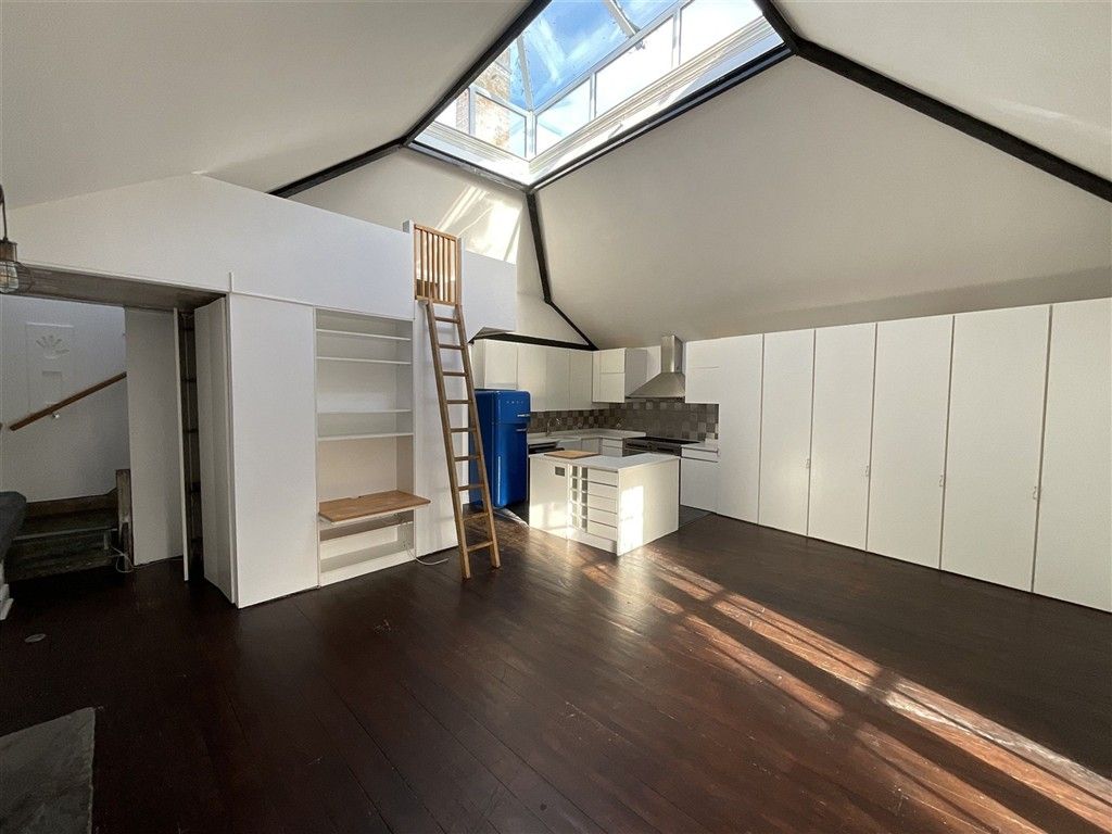 Property photo 1 of 13 New Lounge