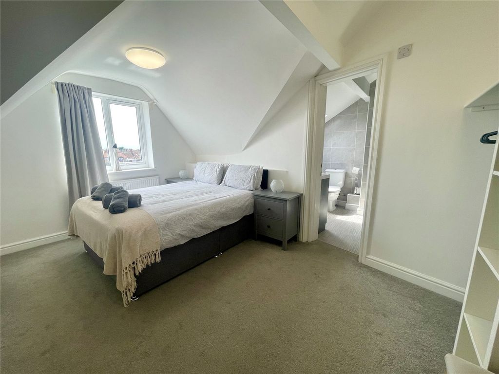 Additional image 14 of 2 bed flat for saleSouth Marine Drive, Bridlington, East Yorkshire YO15