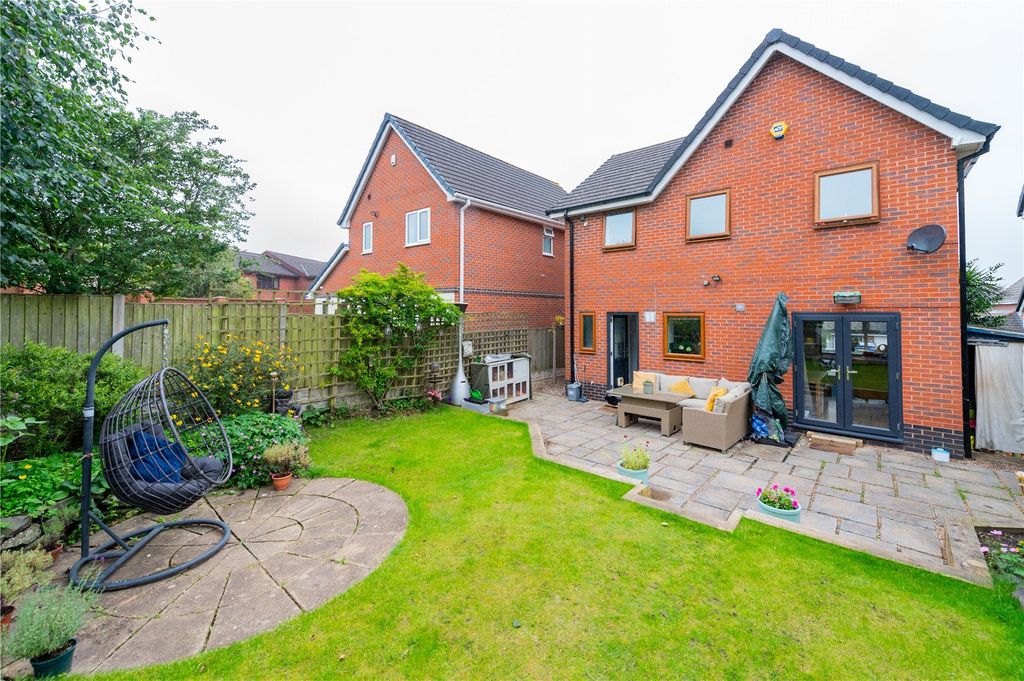 Property photo 2 of 33 Picture No. 03