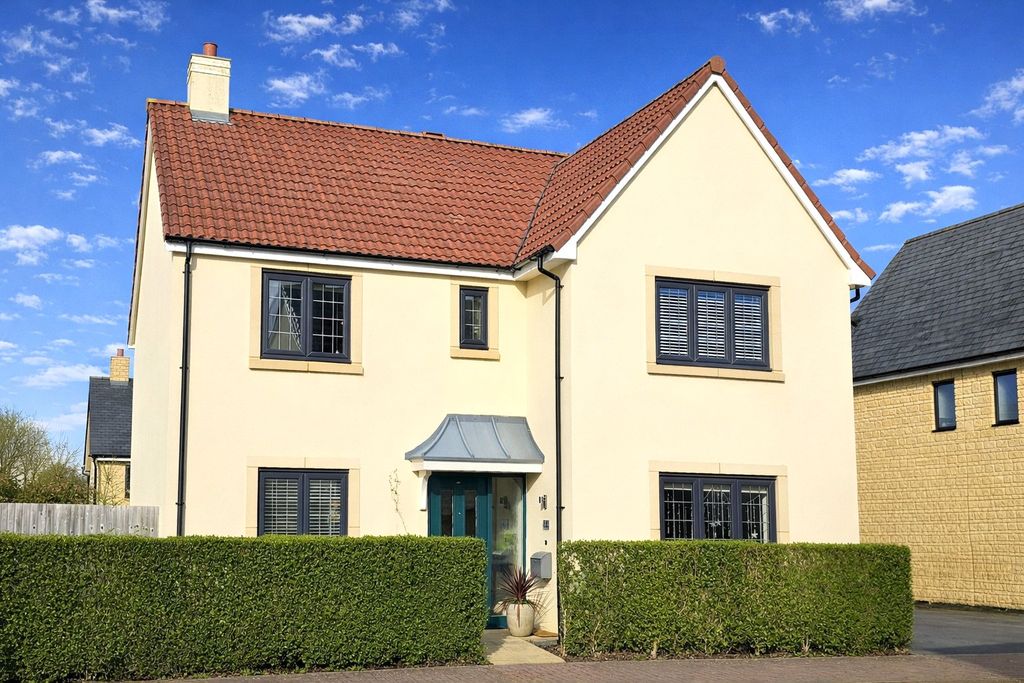 Property photo 1 of 31 External