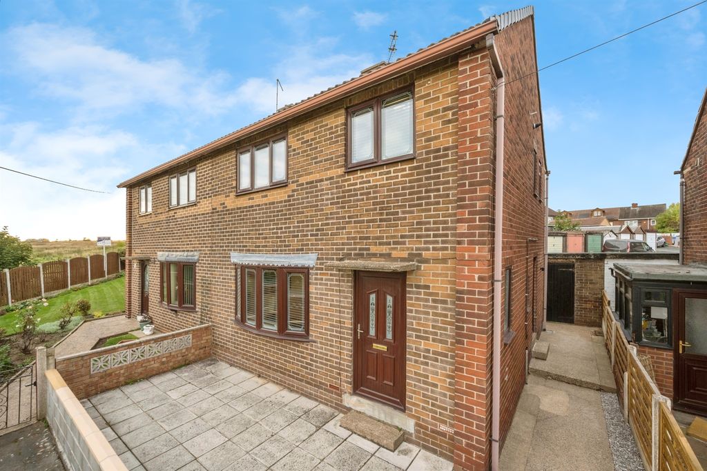 Property photo 1 of 21