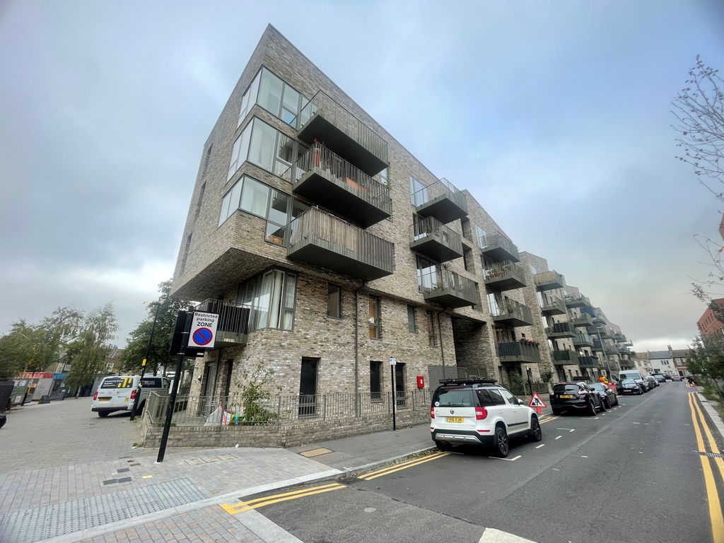 Property photo 1 of 7