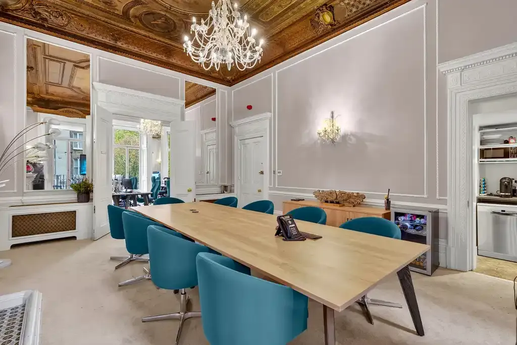 Property photo 2 of 9