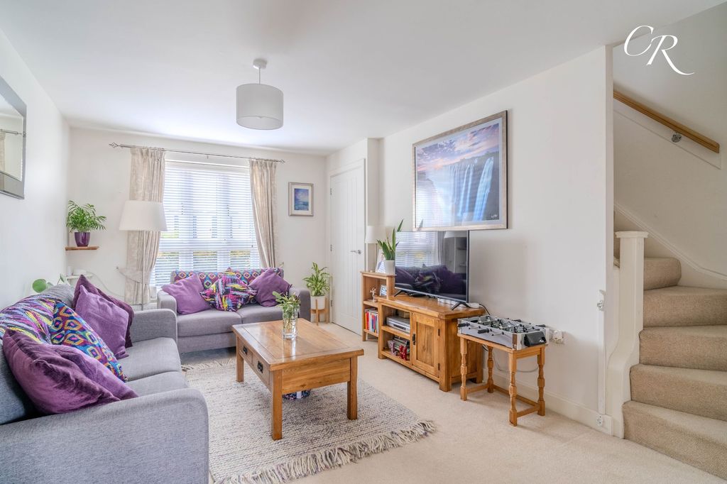 Property photo 3 of 13
