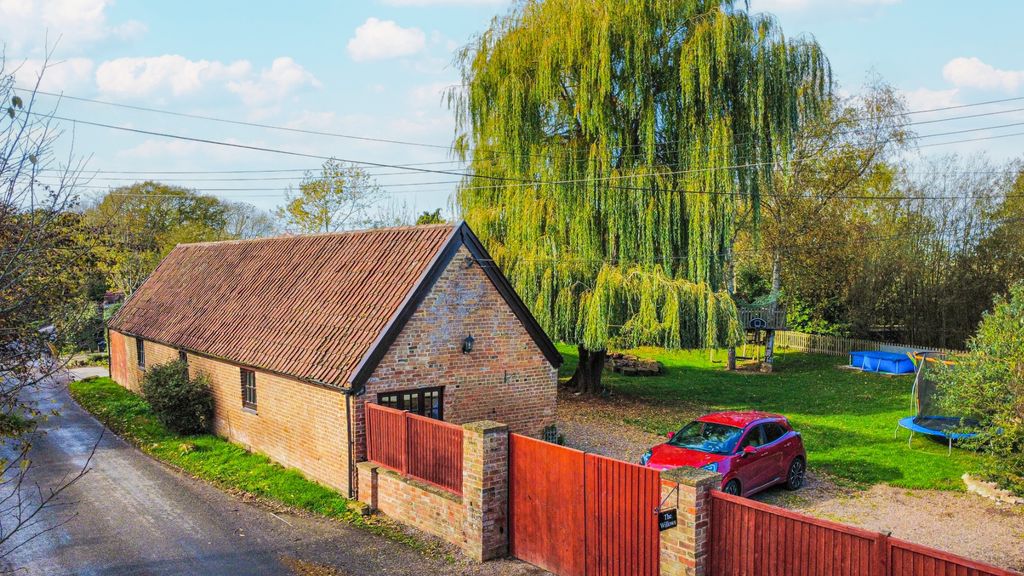 Property photo 2 of 21 4497025