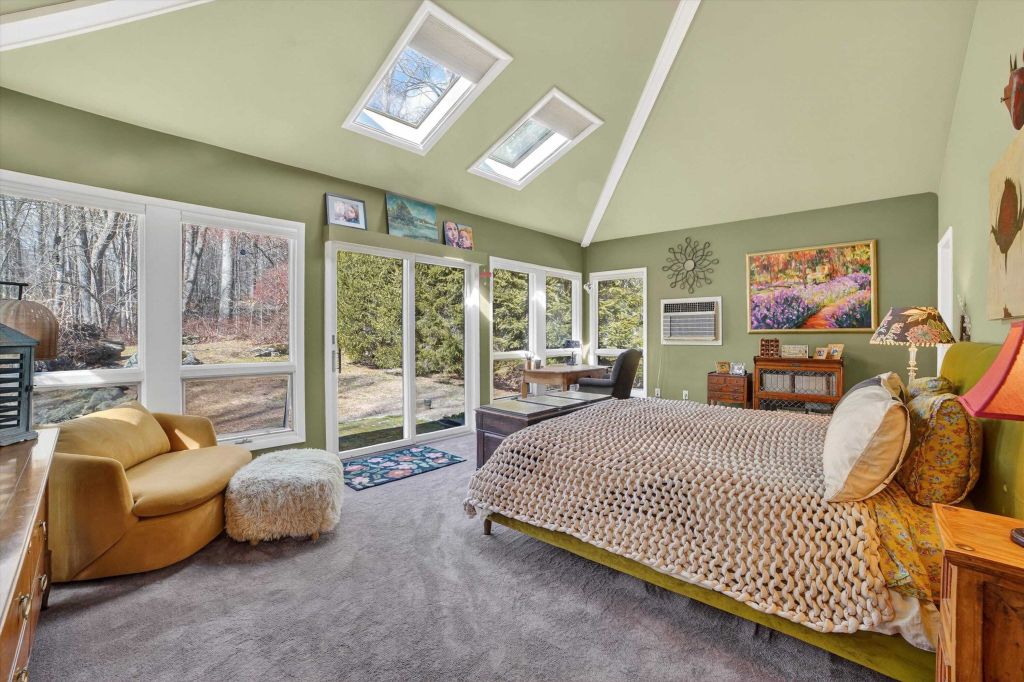 Property photo 2 of 12 <Alttext/>