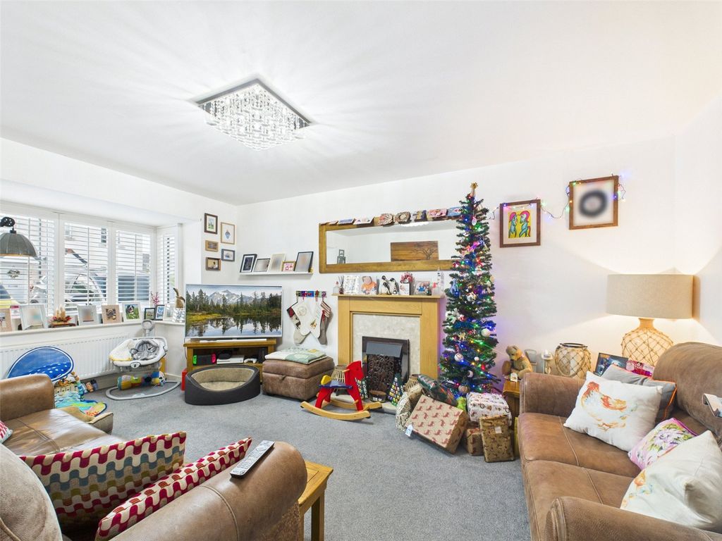 Property photo 2 of 12 Picture No. 03