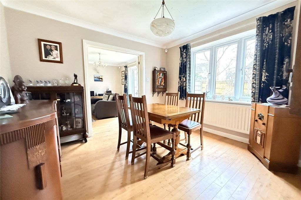 Property photo 2 of 21 Dining Room Photo2