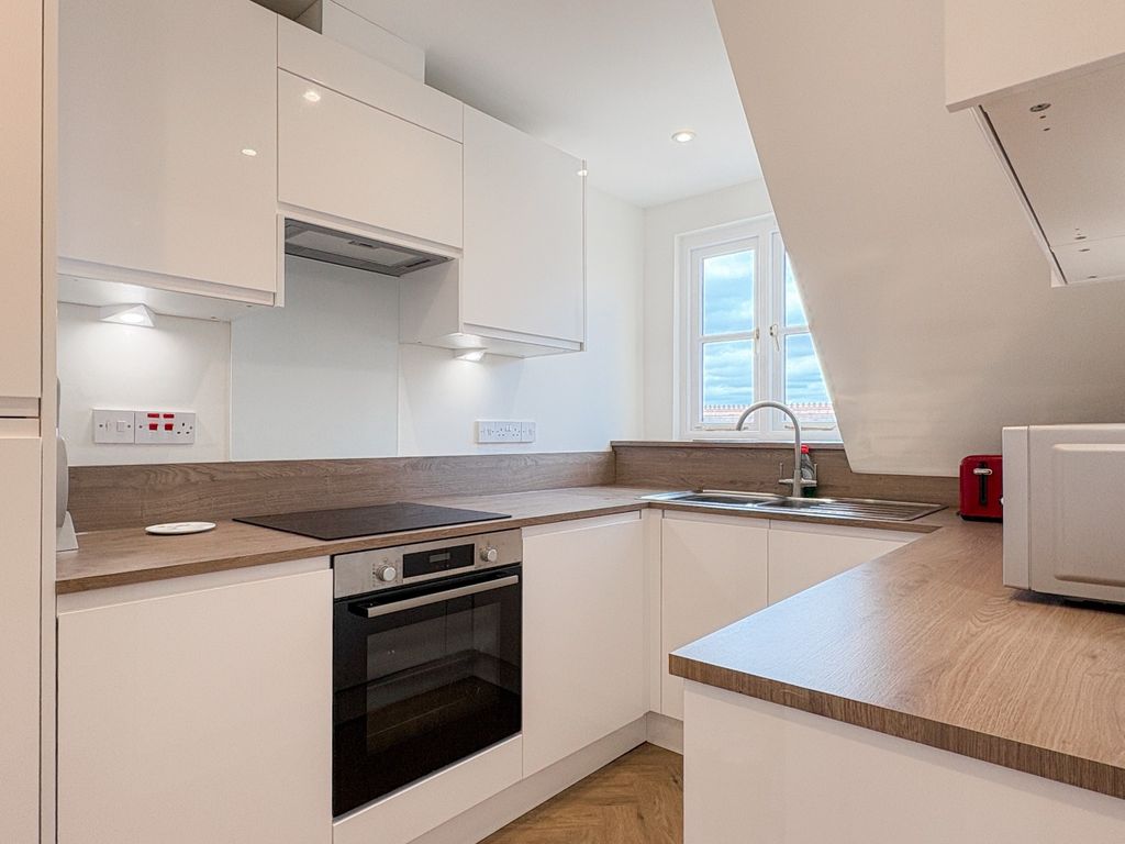 Property photo 3 of 14 4345935