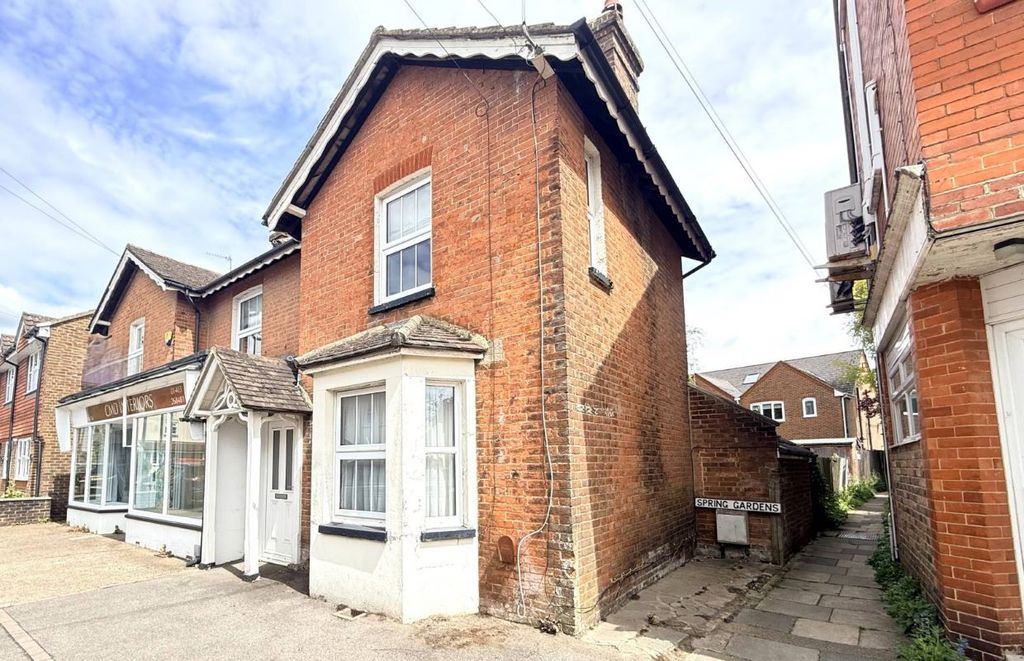 Property photo 2 of 3
