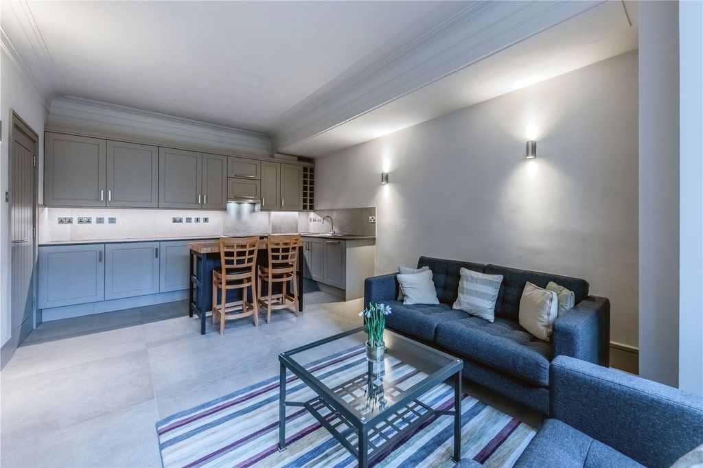 Property photo 2 of 10 Reception Room 2