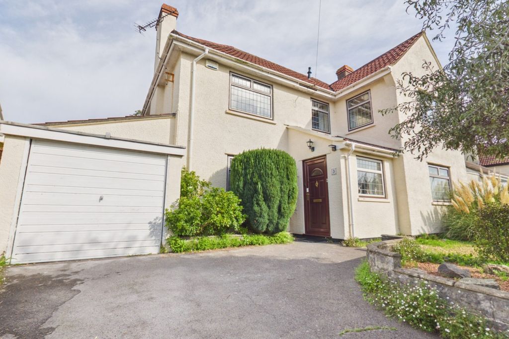Property photo 1 of 19 Front