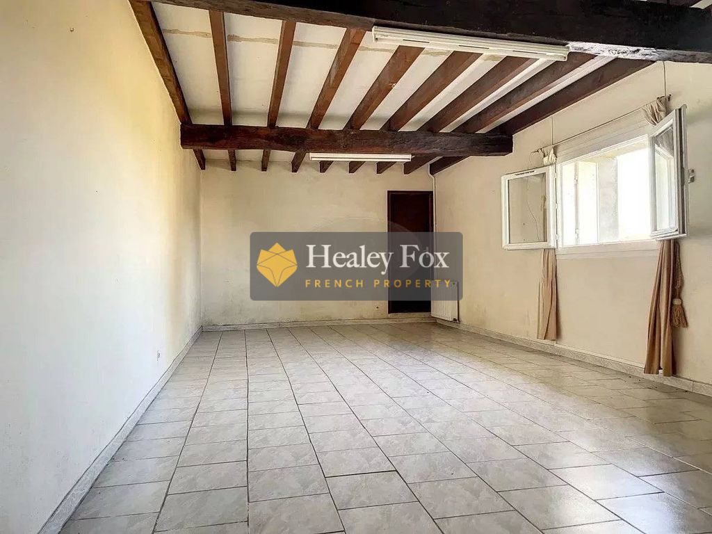 Property photo 3 of 18 4729827980c8059A327ba1Ca051A3196