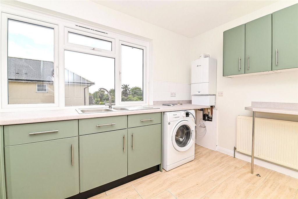 Property photo 3 of 15 Picture No. 05