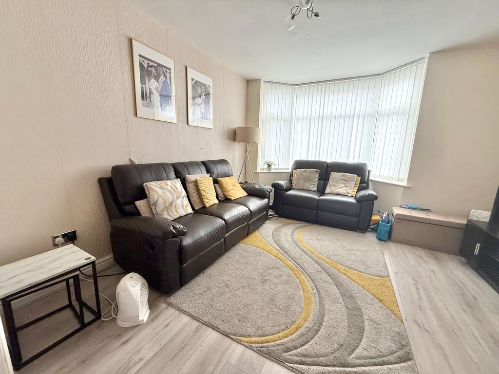 Property photo 2 of 12 Img_5778