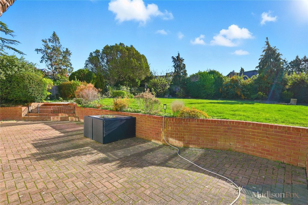 Property photo 3 of 24 Picture No. 25