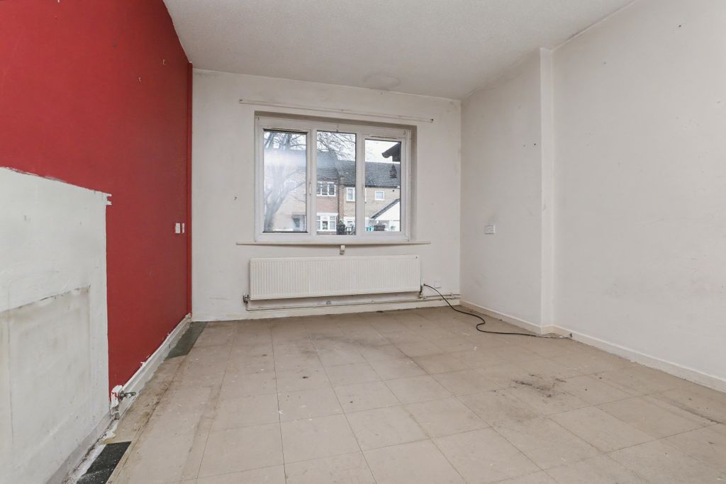 Property photo 2 of 13 27 Russell Street, Liverpool, L3 5Lj