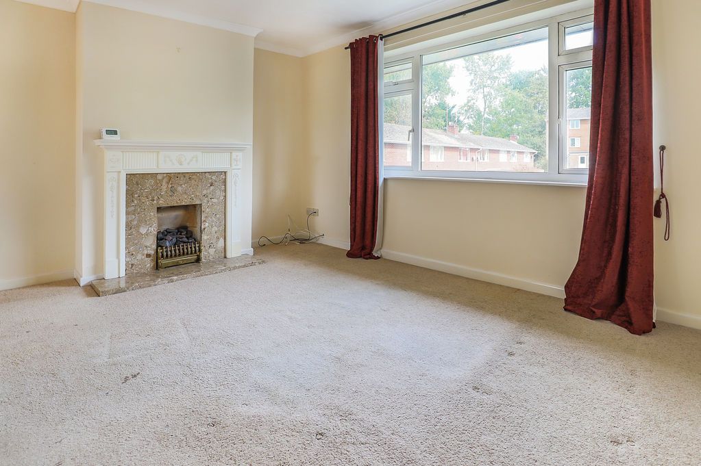 Property photo 2 of 11 Photo 3