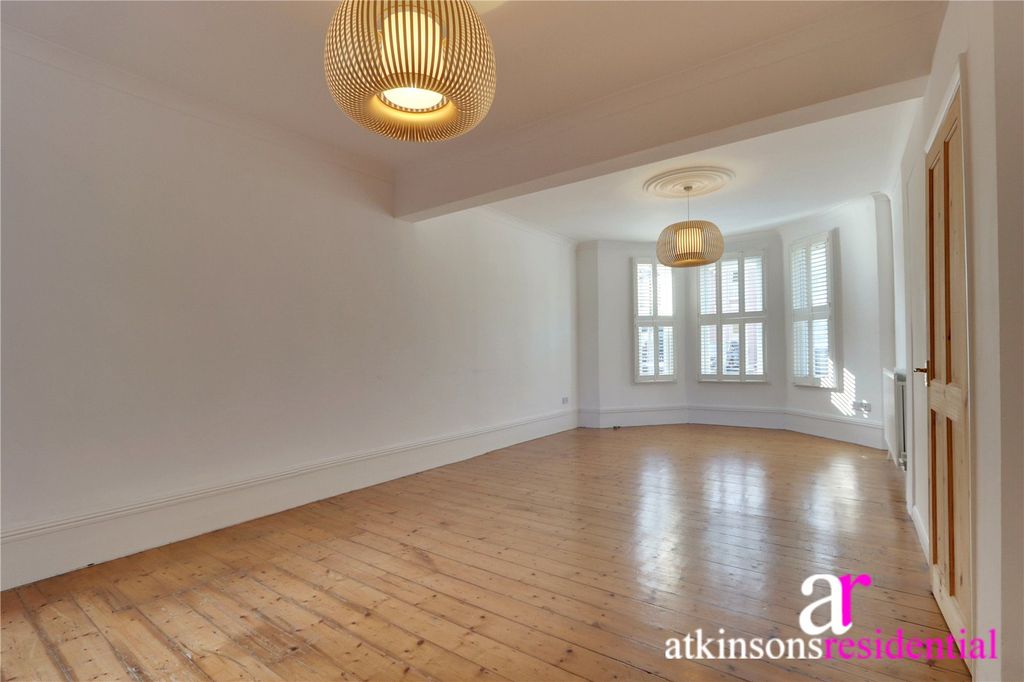 Property photo 2 of 23 Picture No. 22