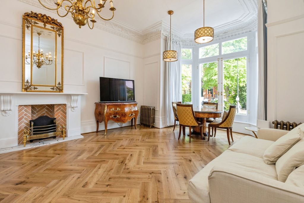 Property photo 1 of 15 Open Plan Living