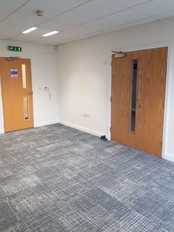 Property photo 2 of 4