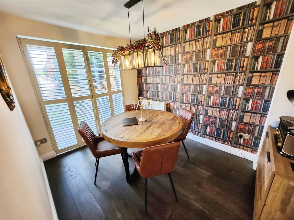 Property photo 3 of 14 Dining Room