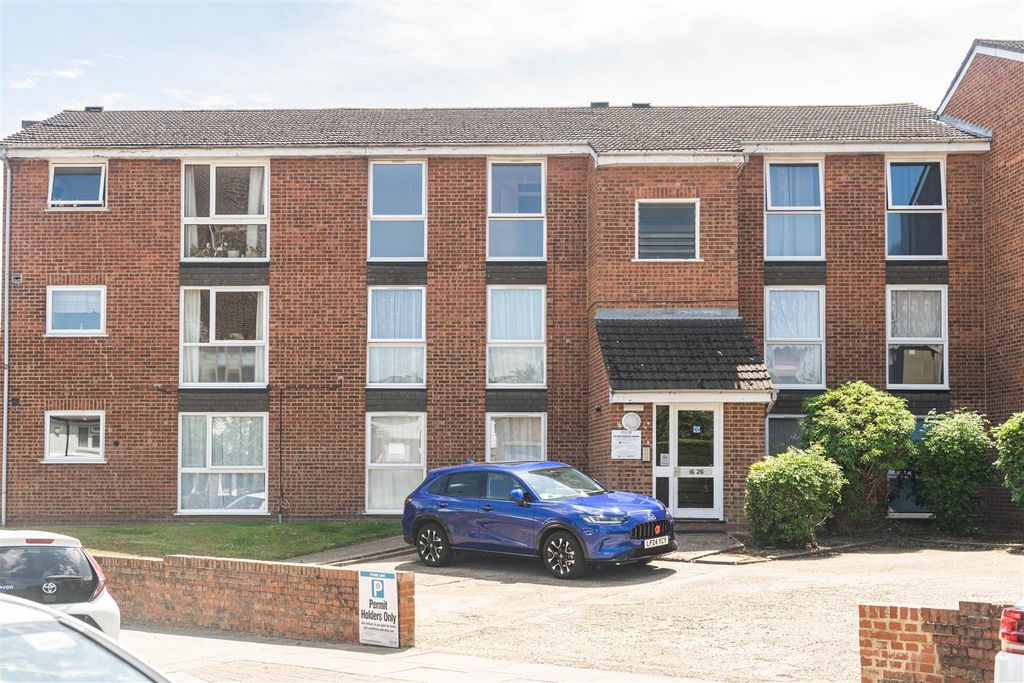 Property photo 1 of 13 Trinity Street-13.Jpg
