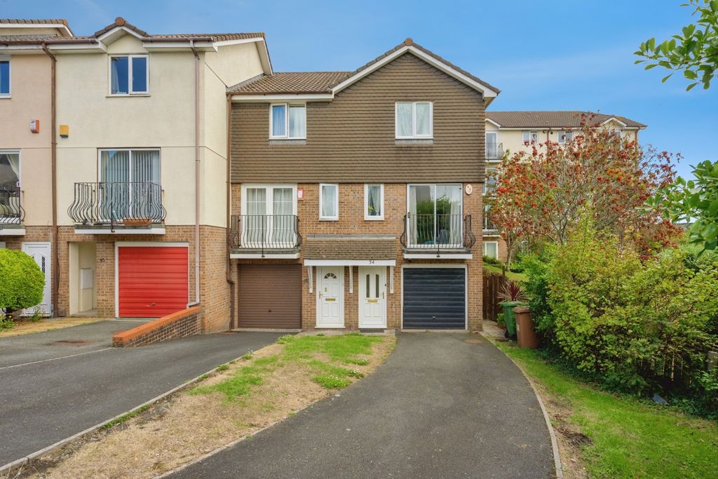 Property photo 1 of 17 Pbox-Img.Jpg