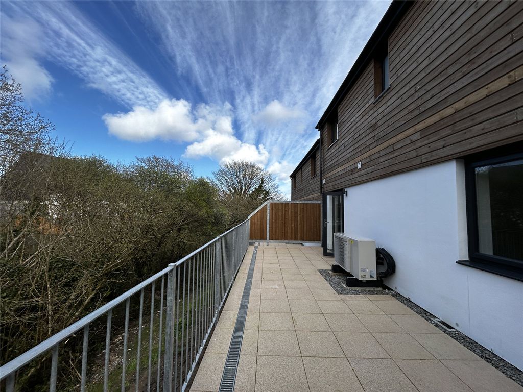 Property photo 3 of 9 Picture No. 09