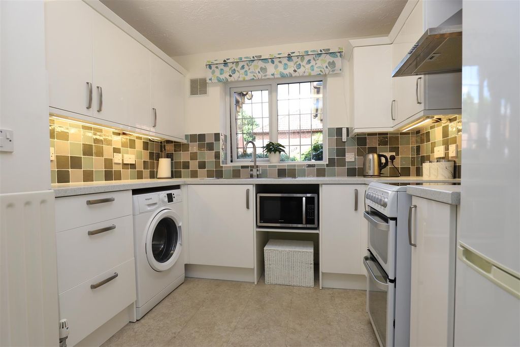 Property photo 2 of 11 Img_1257.Jpg
