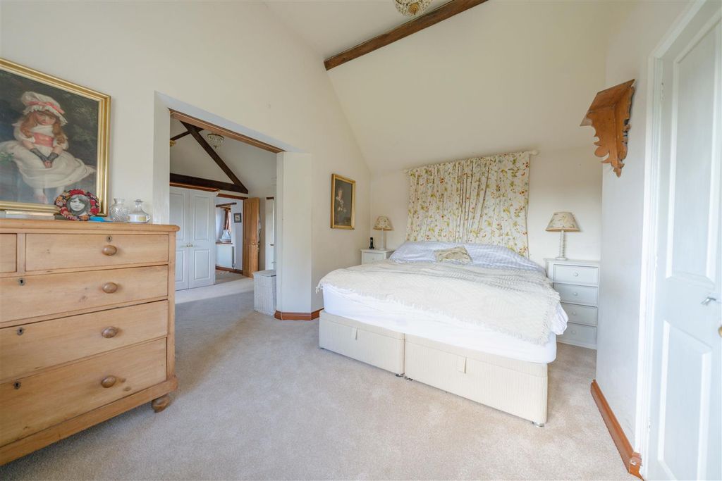 Additional image 19 of 4 bed barn conversion for saleBoughton Grange, Northampton NN2