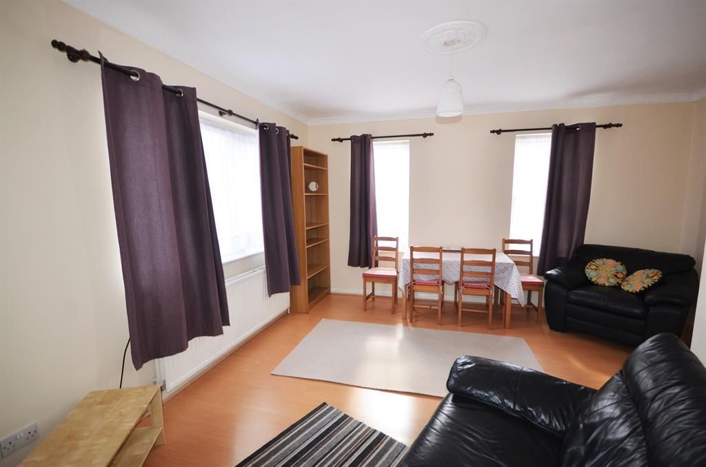 Property photo 2 of 7