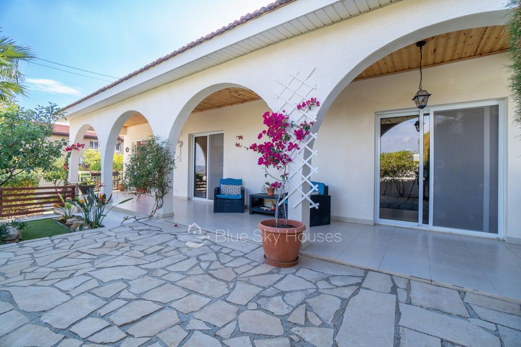 Property photo 1 of 24