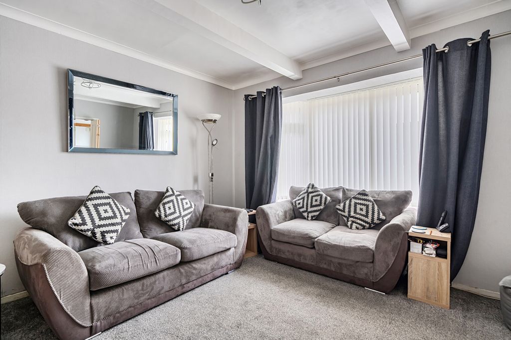 Property photo 2 of 17 1418413-2-699c4d9...