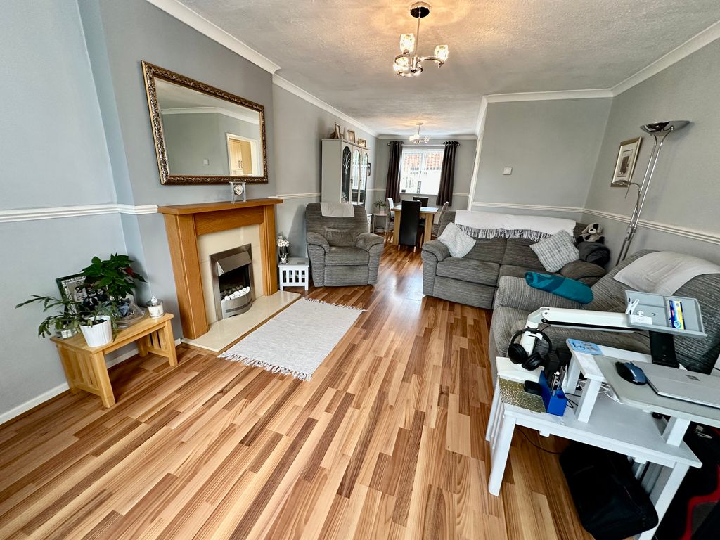 Property photo 2 of 20 Img_3790