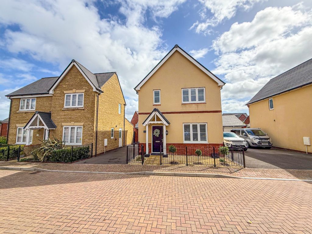Property photo 2 of 26 4507853