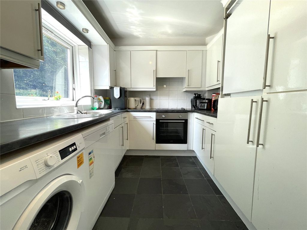 Property photo 3 of 9 Picture No. 47