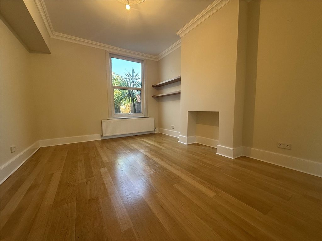 Property photo 3 of 15 Picture No. 20