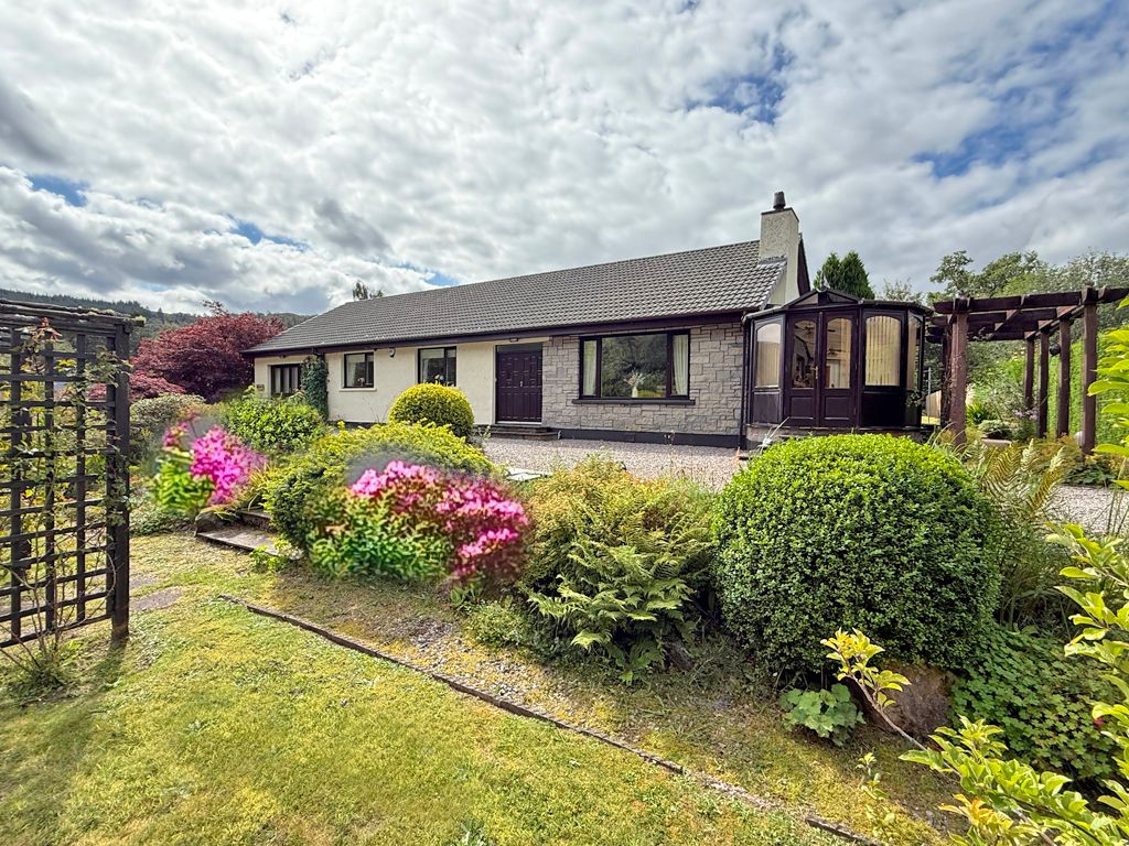 Property photo 1 of 58