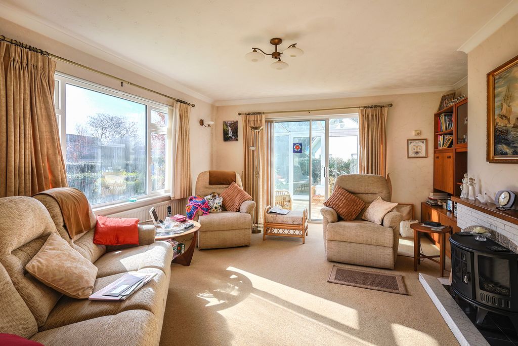 Property photo 2 of 19 Photo 1