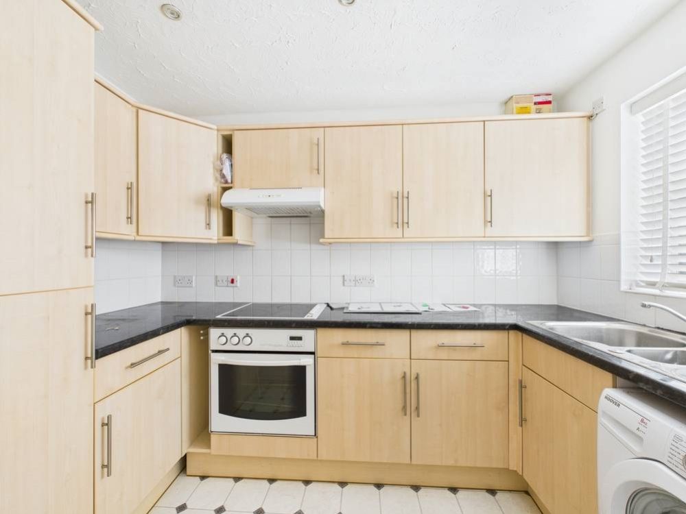 Property photo 2 of 6 Cam03062G0-Pr0135-Still010-Thumbnail-H750-70