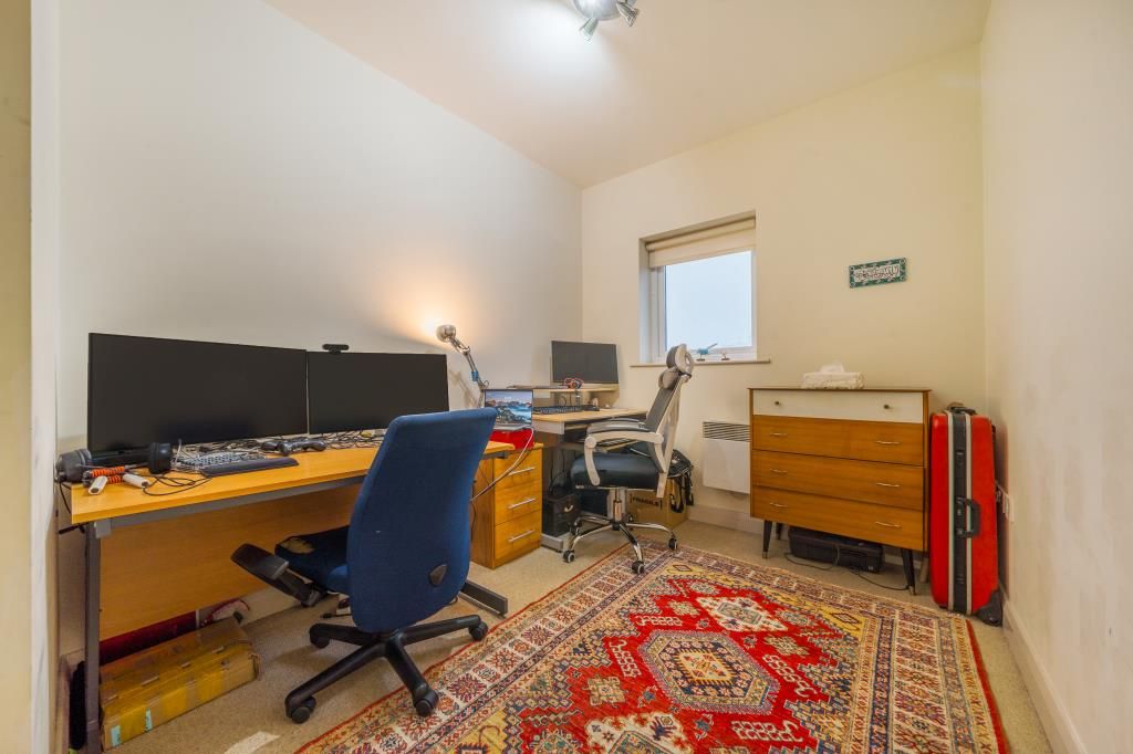 Property photo 3 of 18 Bedroom/Study