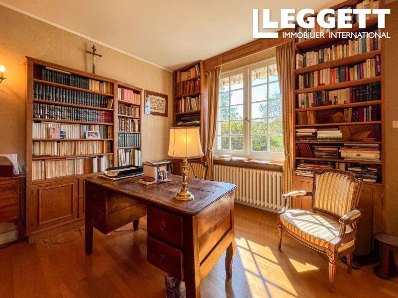 Property photo 1 of 10