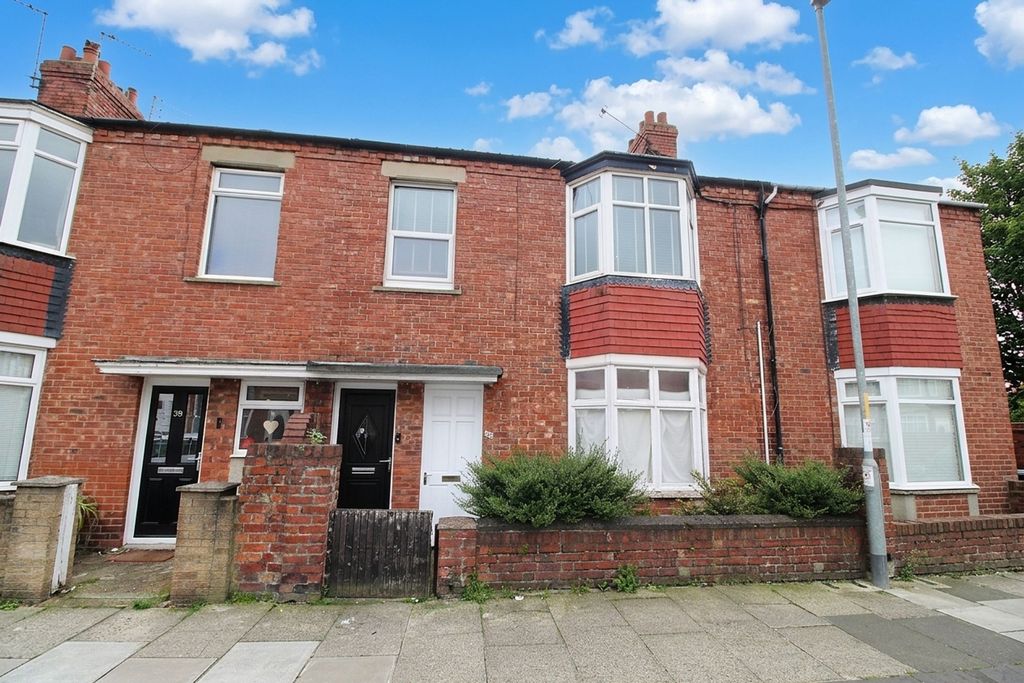 Property photo 1 of 14 Front Exterior