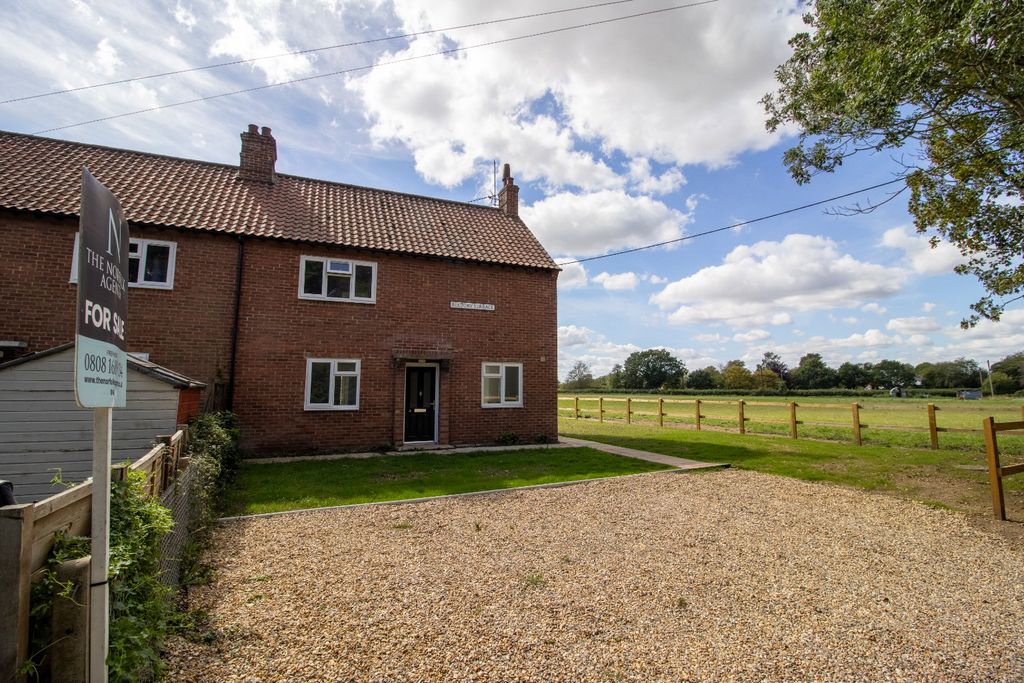 Property photo 2 of 17 5151964