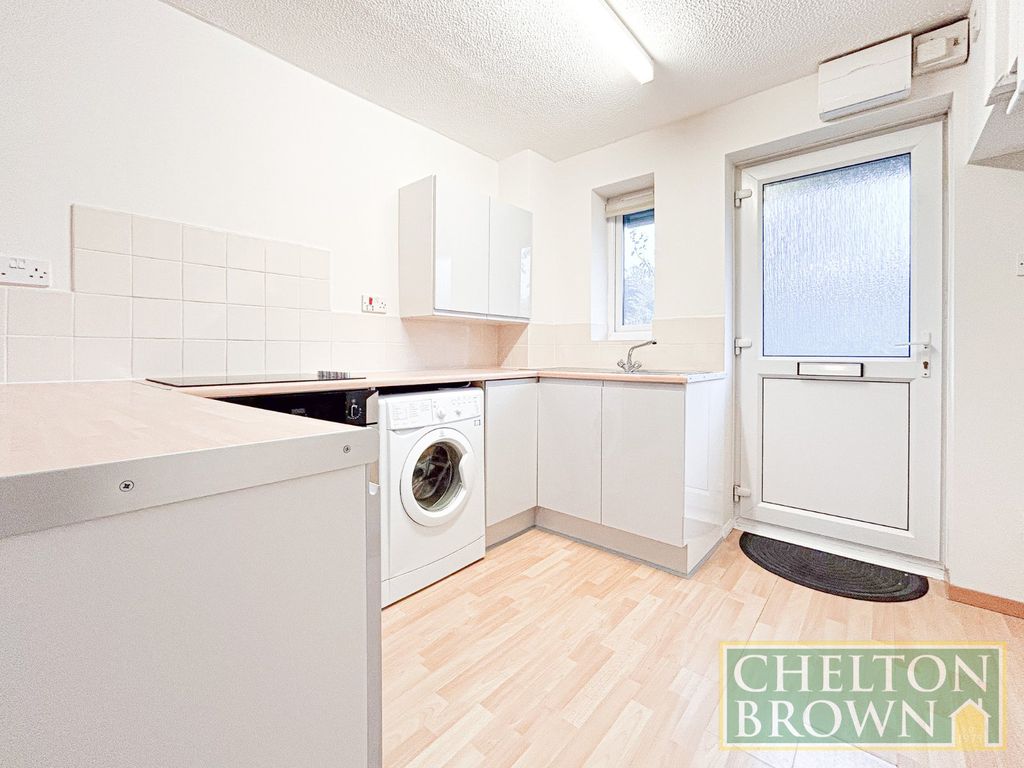 Property photo 2 of 22 Kitchen