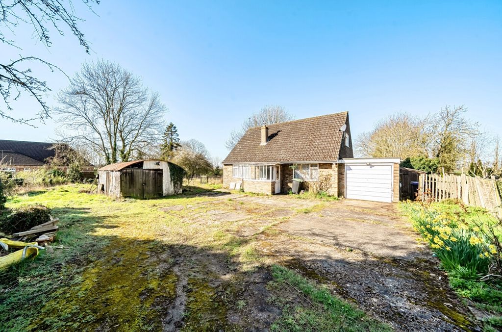 Property photo 1 of 26 1431509-19-69ba81F66595F