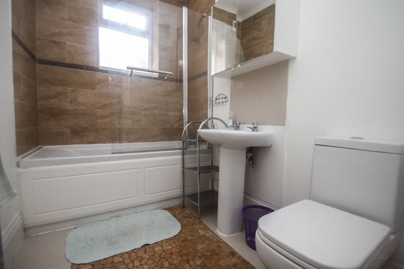 Property photo 2 of 9 Photo 9